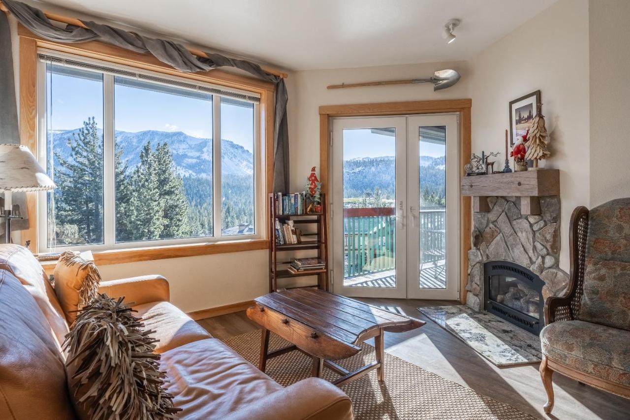 Juniper Springs Lodge #412 - Luxury Ski in Ski out! 2 Bedroom - B&B