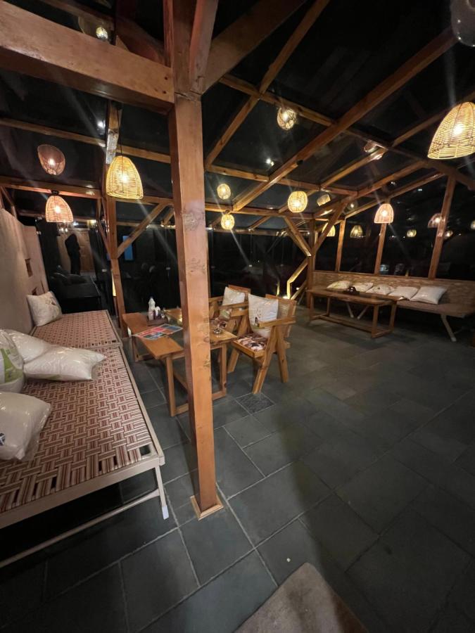 Pahadi House - B&B