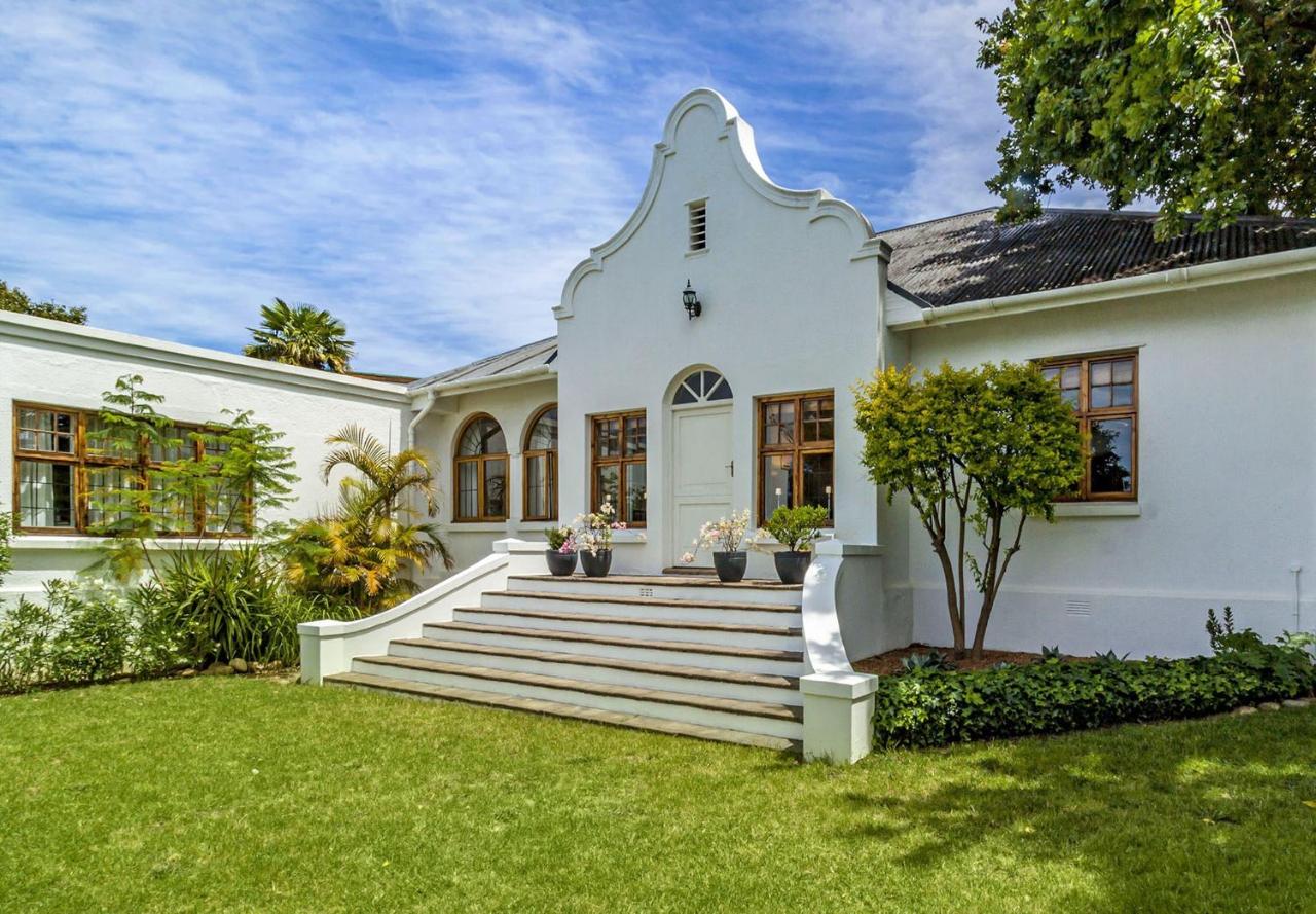 B&B Somerset West - La Bonne Auberge - Bed and Breakfast Somerset West