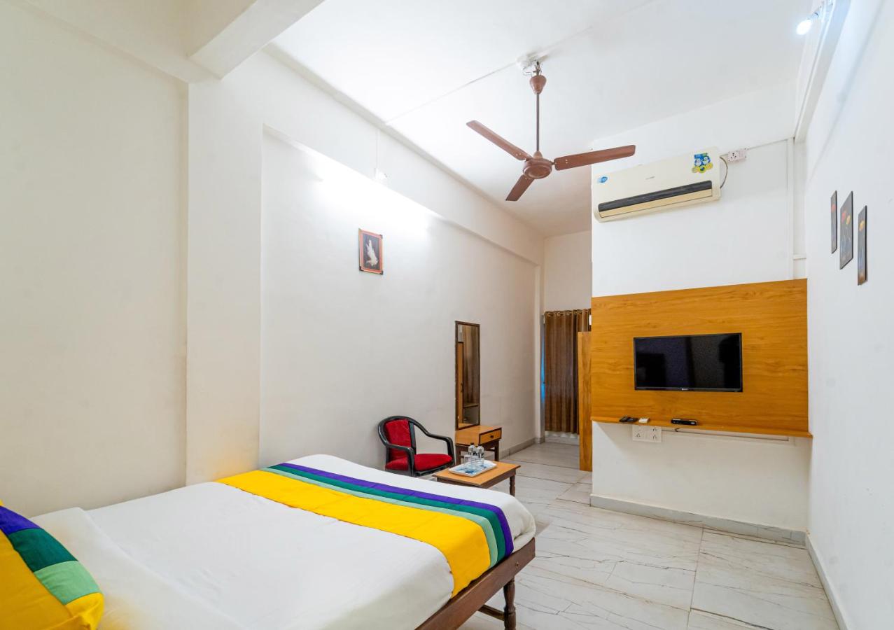 B&B Nashik - Itsy By Treebo - Mansi - Bed and Breakfast Nashik