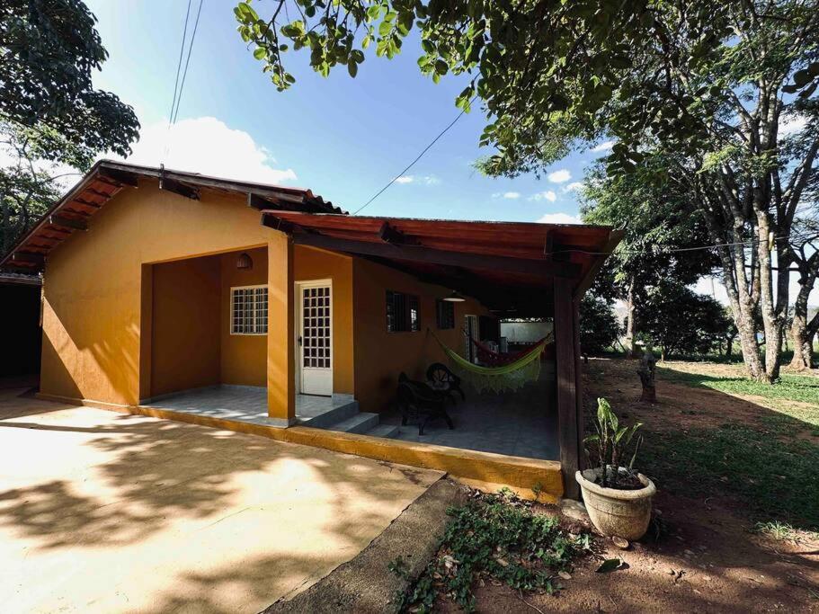 B&B Alto Paraíso de Goiás - Casa Amarela - Aconchegante e Familiar - Bed and Breakfast Alto Paraíso de Goiás