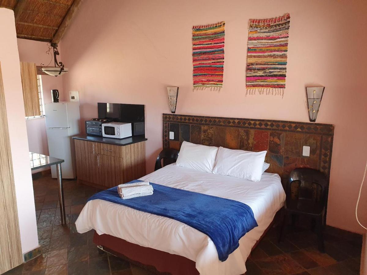 B&B Boshoek - Lagai Roi Guesthouse - Bed and Breakfast Boshoek