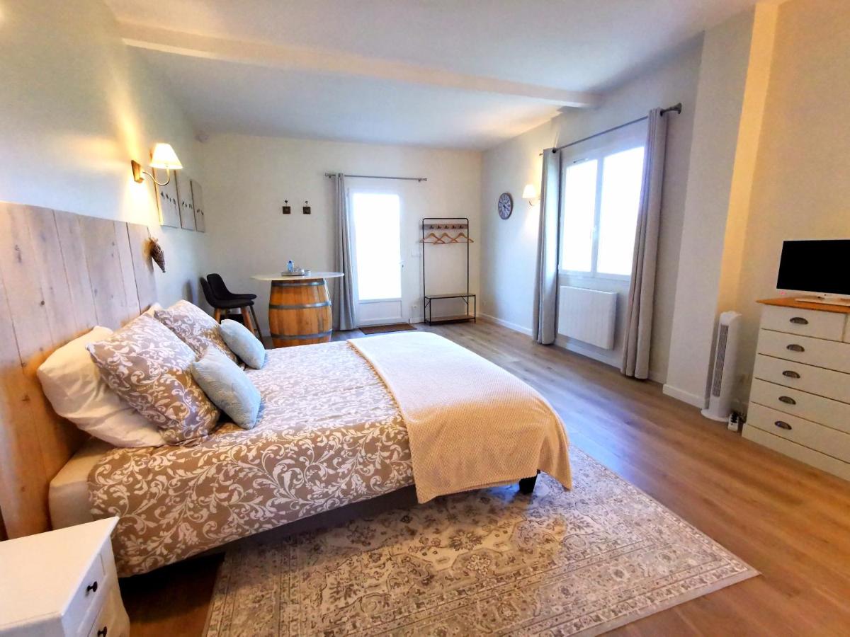 Queen Room with Garden View