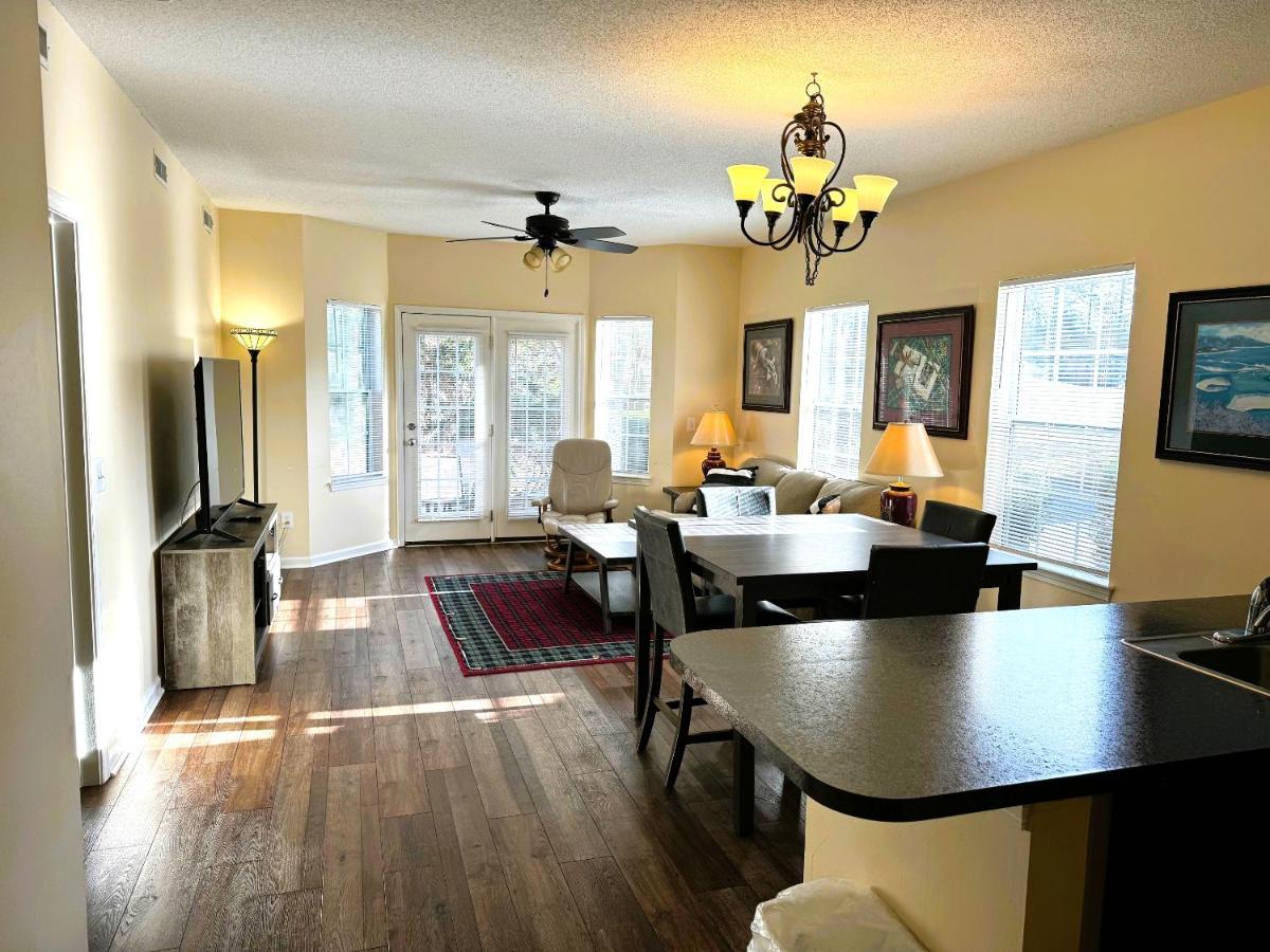 B&B Myrtle Beach - Legends 4595 Unit C by Palmetto Vacation Rentals - Bed and Breakfast Myrtle Beach