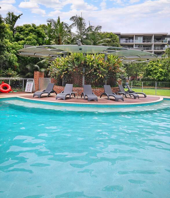 Montague Metropolitan - Brisbane Cityscape Oasis - B&B Brisbane