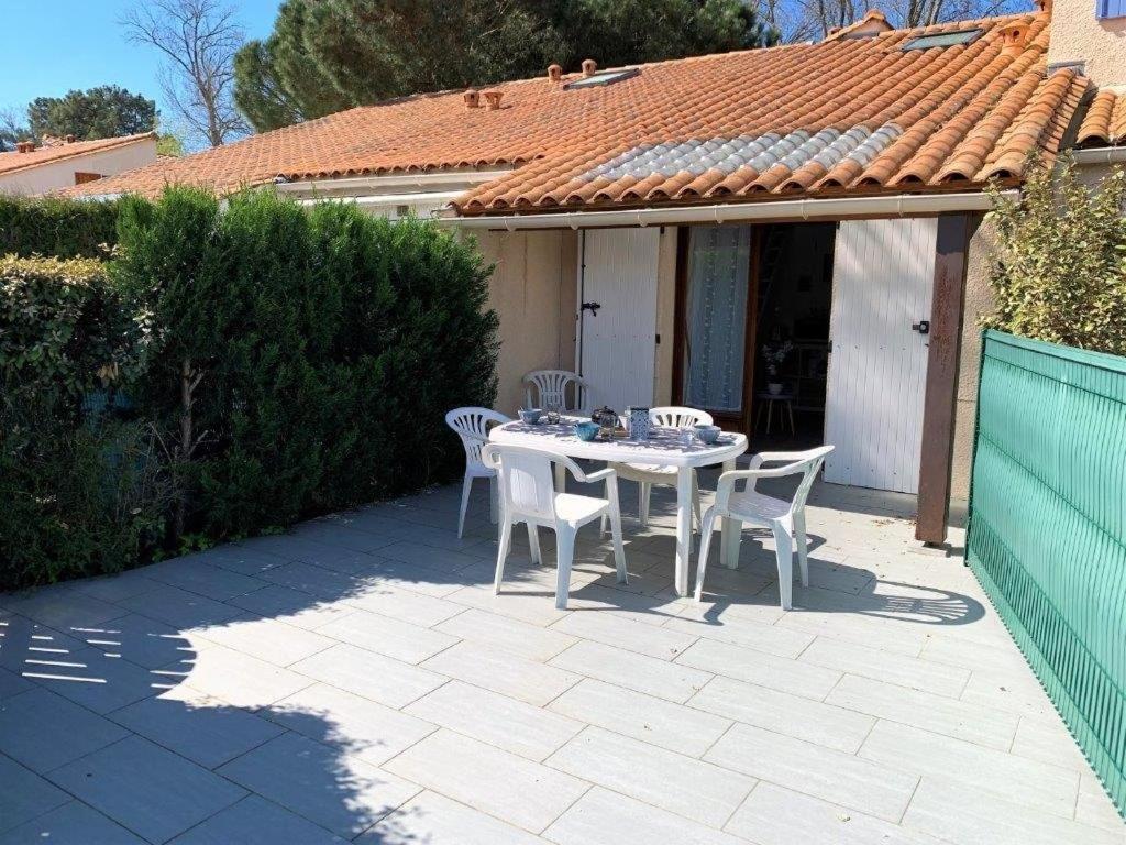 La Palmyre -Le HAMEAU de TALARIS- VILLA MITOYENNE - PISCINE COLLECTIVE - Chambres d'hôtes Les Mathes