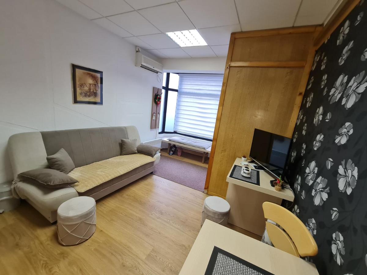 Apartment Čolović - Ferienwohnung