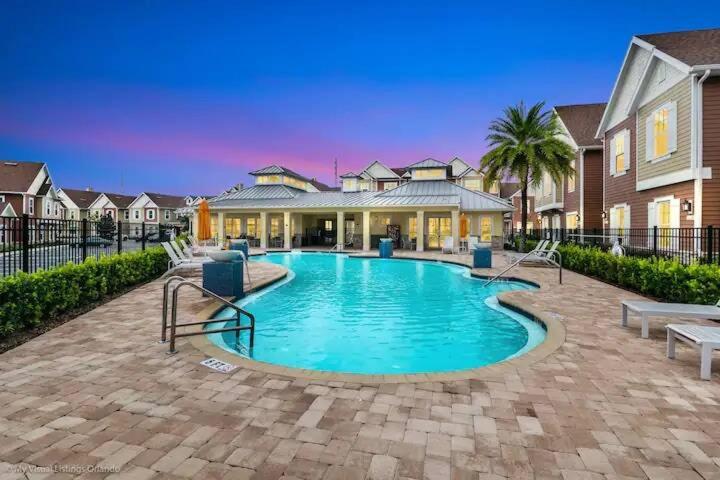 5 min to Disney NEW Upscale 5 Suites Villa - Bed and Breakfast Orlando