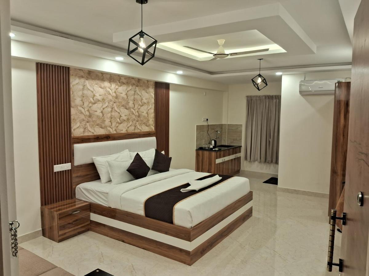 B&B Bengaluru - Hotel orchid inn - Bed and Breakfast Bengaluru