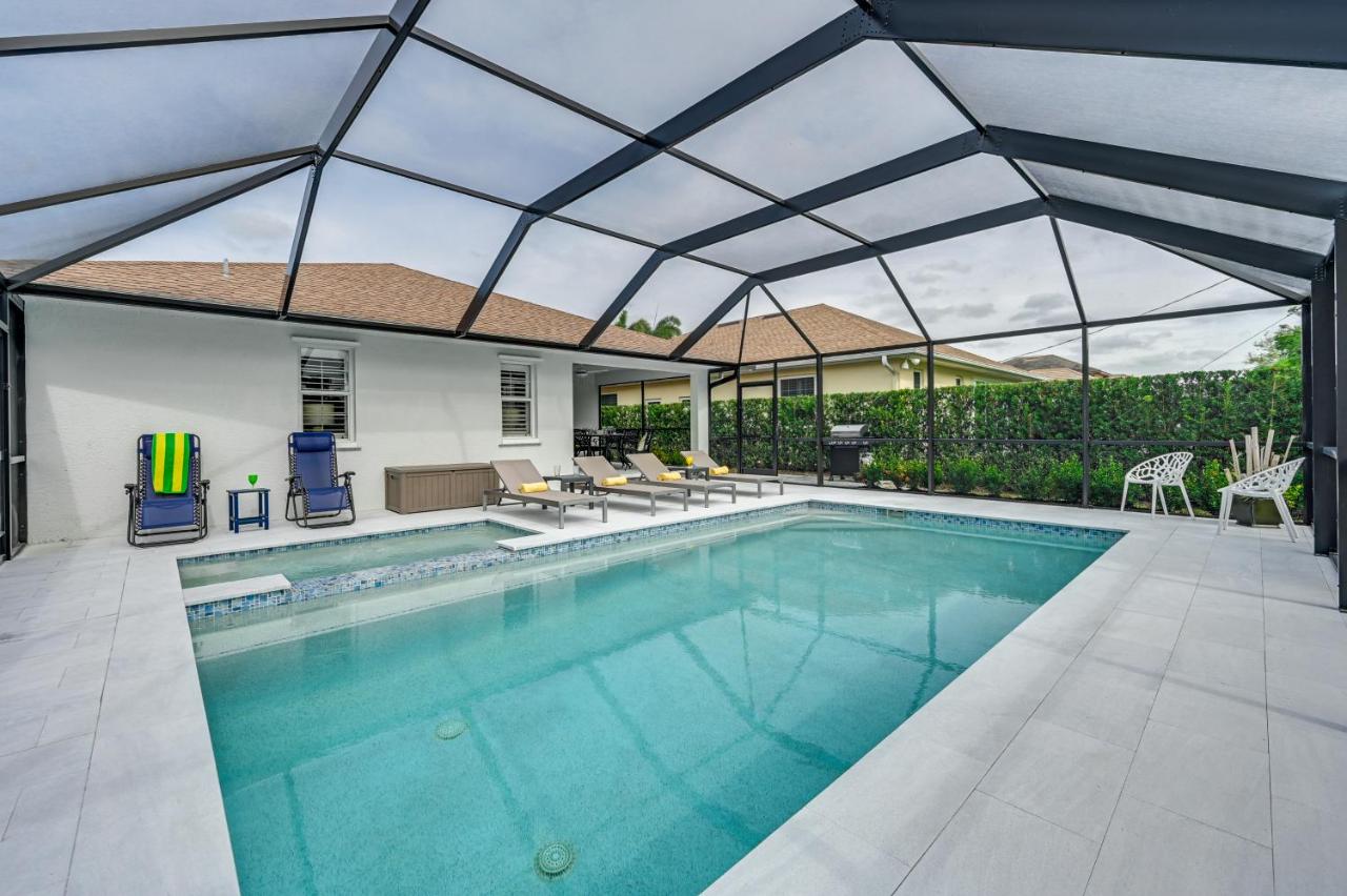 B&B Naples - Central Naples Home with Private Pool, Spa and Lanai! - Bed and Breakfast Naples