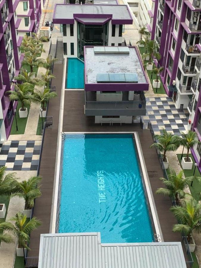 Pixie Homestay at The Heights Residence Ayer Keroh Melaka - B&B
