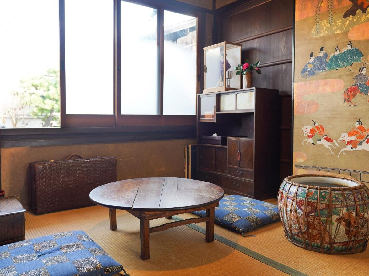 Japanese-Style Townhouse Shikibu