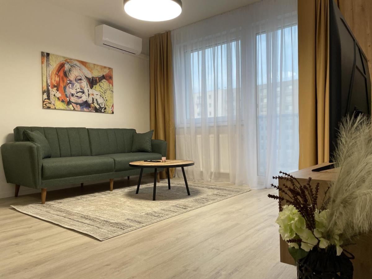 B&B Bratislava - SkyNest A204 - Bed and Breakfast Bratislava