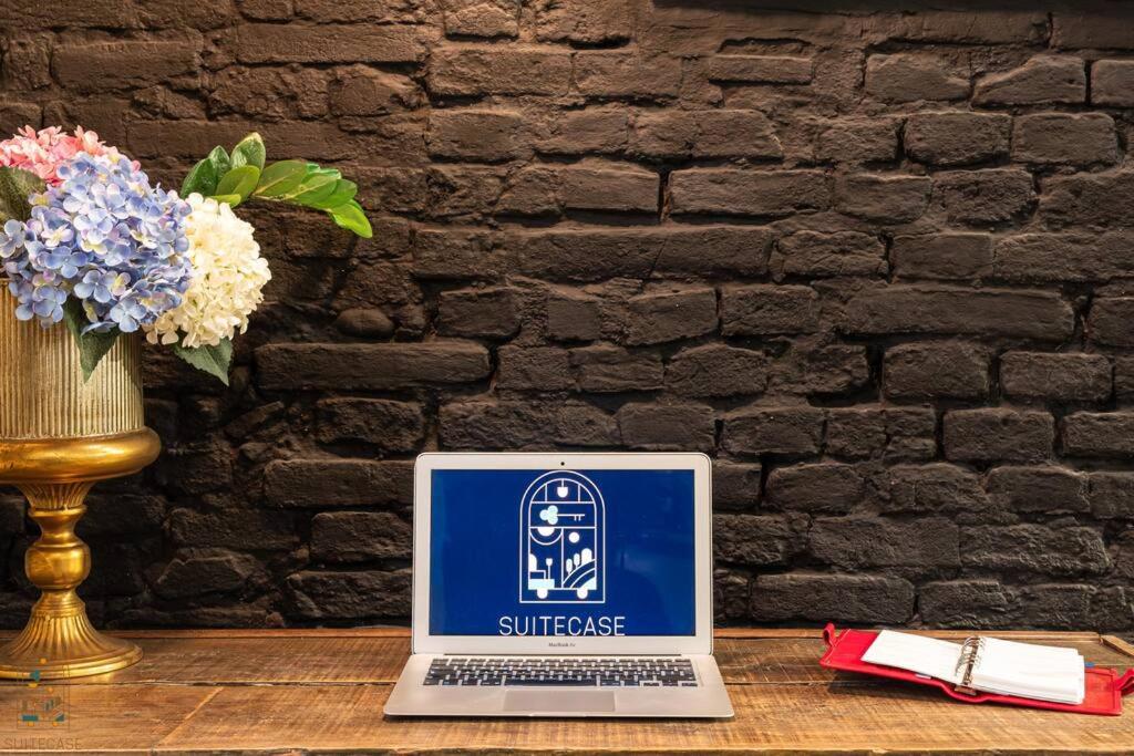 Spacious Central Apt with Two Bathrooms - Ferienwohnung Lucca