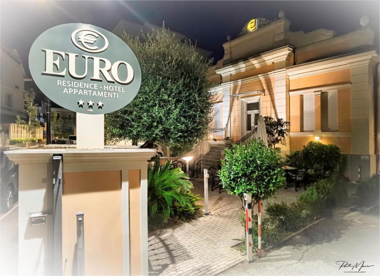 B&B Cattolica - Hotel B&B Euro - Bed and Breakfast Cattolica