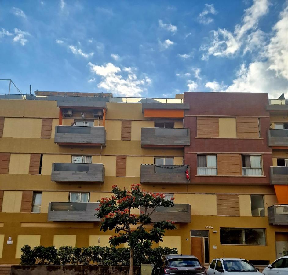 Alcalá seaside apartment, two rooms, private parking - B&B