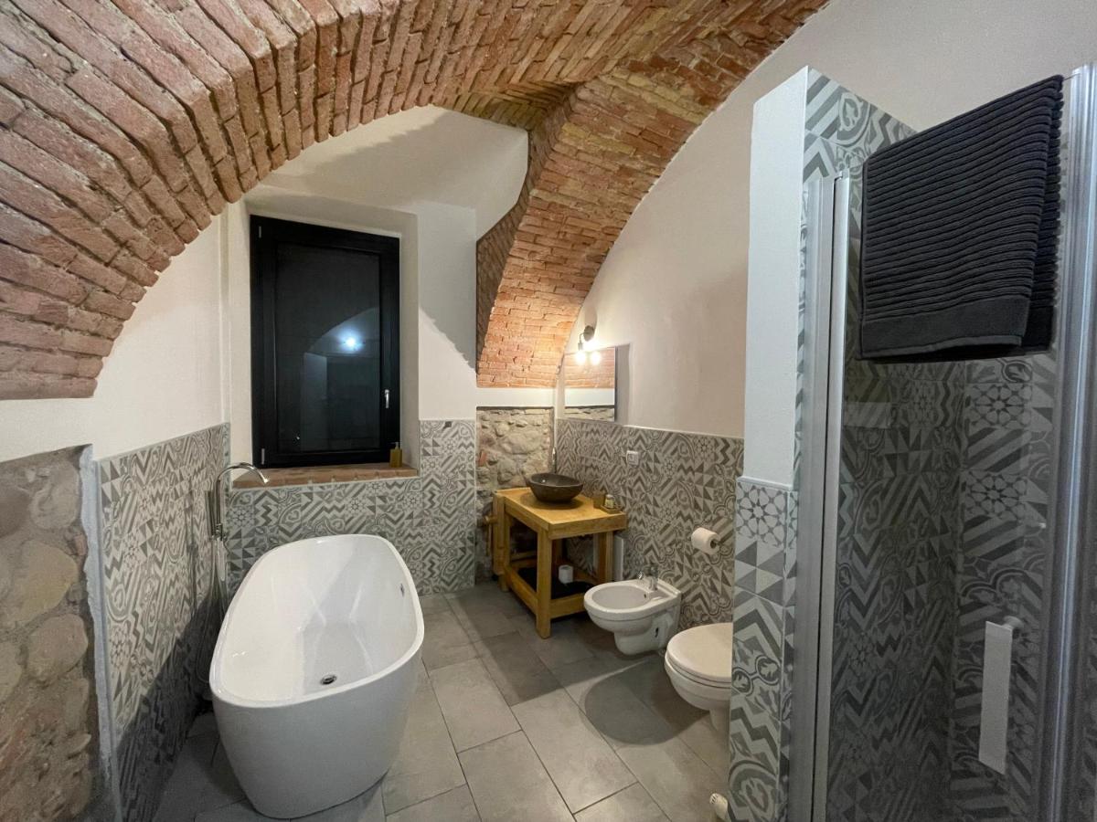 Deluxe Double Room with Bath