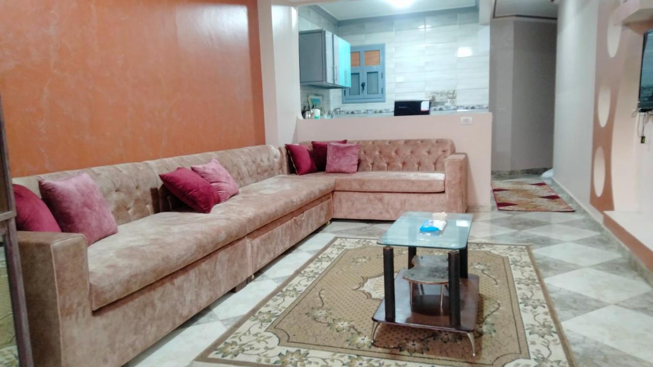 Apartment with a view of the pyramids - B&B Cairo