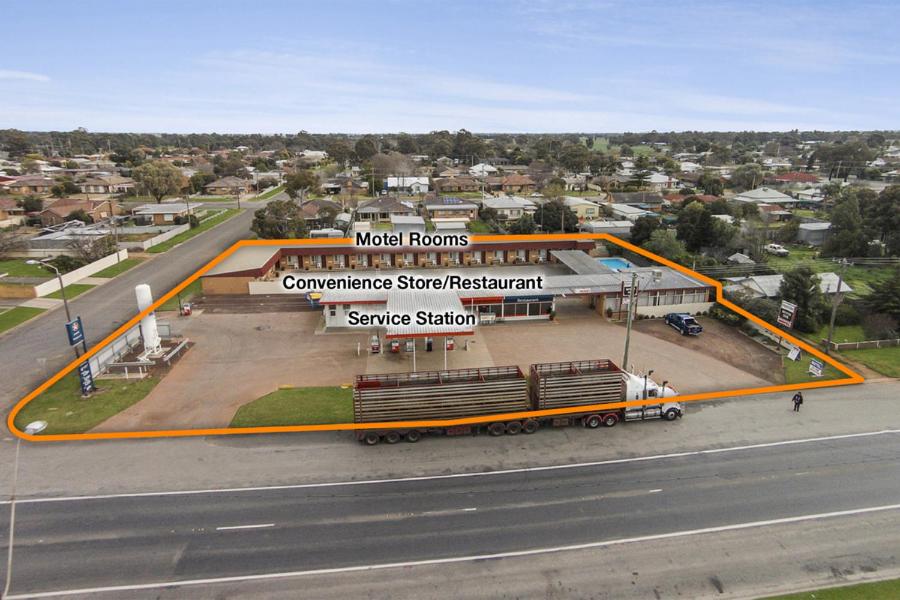 Century Motor Inn, Finley - B&B Finley