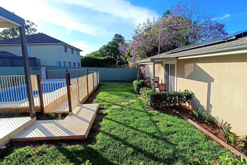 B&B Baulkham Hills - New and Cozy 2 Bedrooms Granny Flat with Aircon & Pool - Bed and Breakfast Baulkham Hills