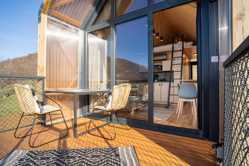 Studio Apartment with One Double Bed