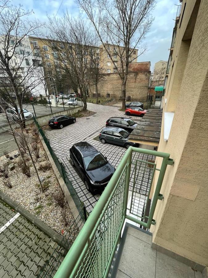 Luxury 2bed flat with free parking - B&B Bratislava