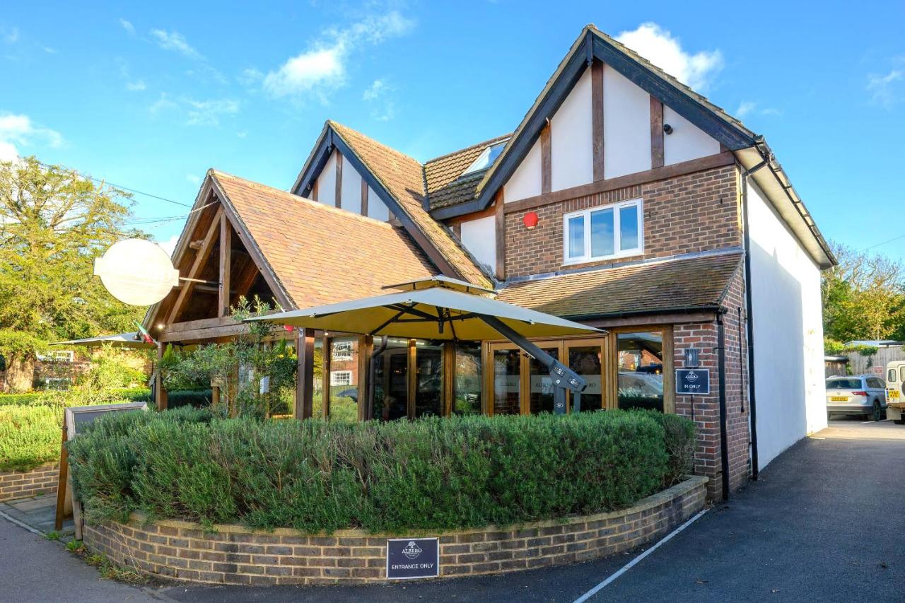 Cosy & Central Brockenhurst Flat, 2BR - B&B