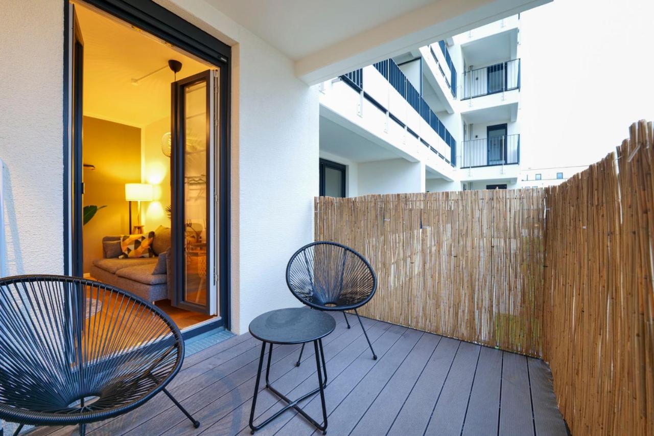 Blue Chili 33 - Modernes & gemütliches Business Apartment am Airport BER - B&B