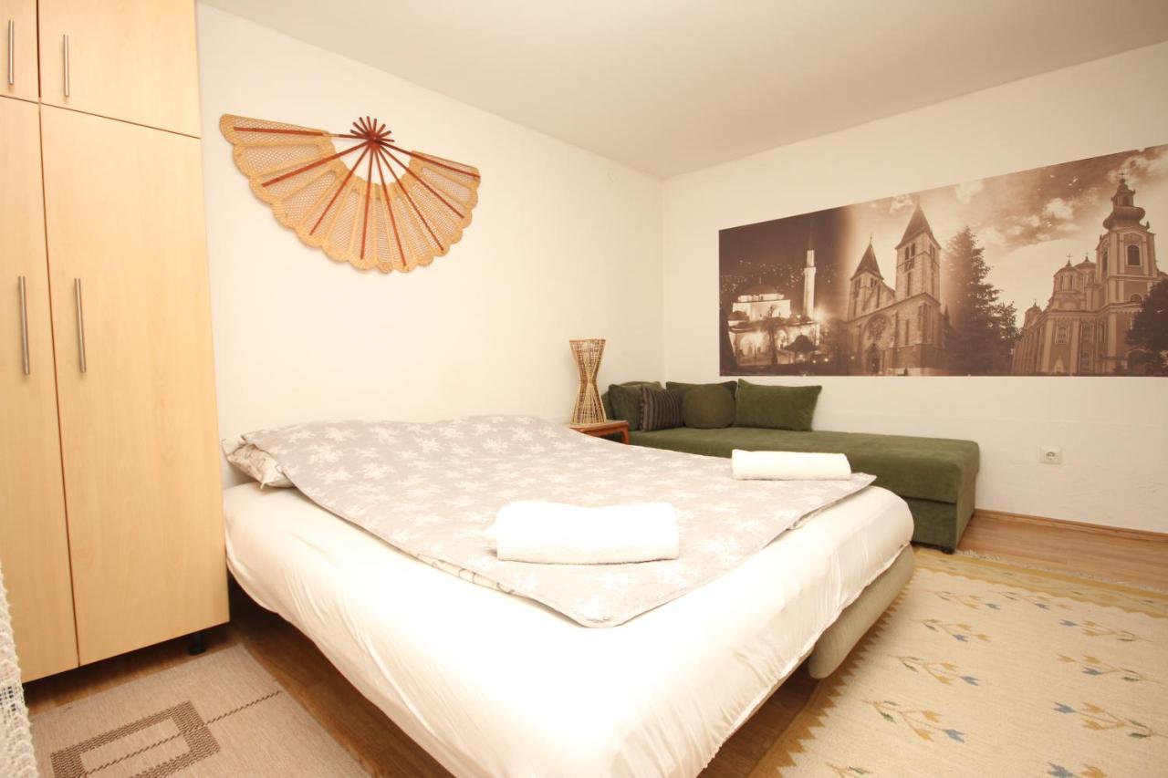 Apartment mit Balkon