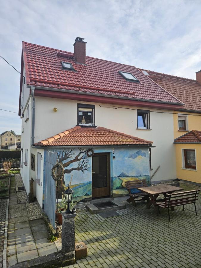 B&B Großnaundorf - "Ruhige Naturlage im Wald" Ferienhaus mit Sauna - Bed and Breakfast Großnaundorf