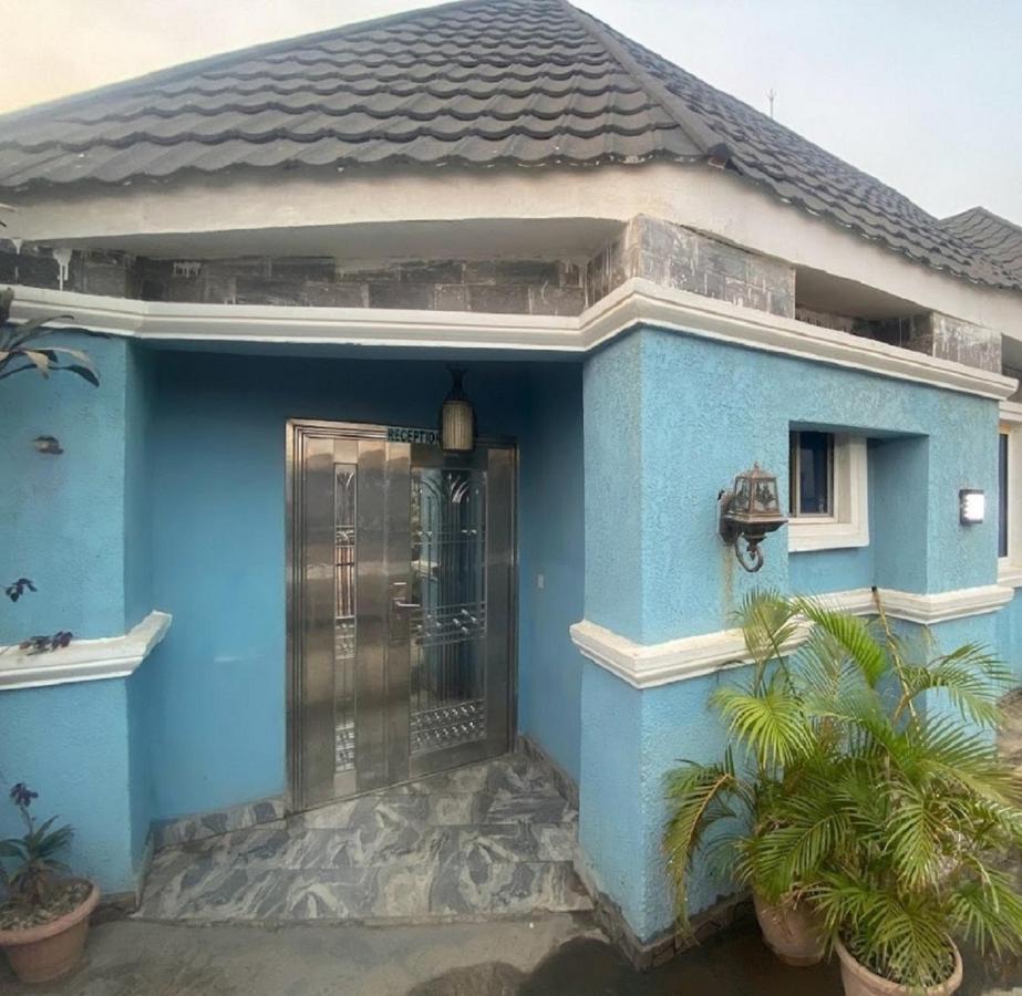 B&B Abuja - De emeritus courtyard - Bed and Breakfast Abuja