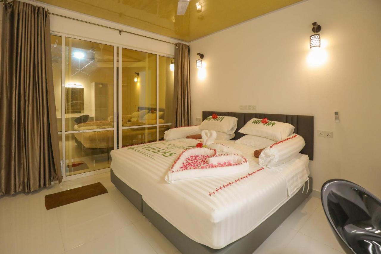 Vegas Thoddoo Maldives - B&B Thoddoo
