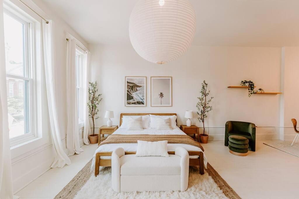 East Main Lofts - Coastal 201 - B&B