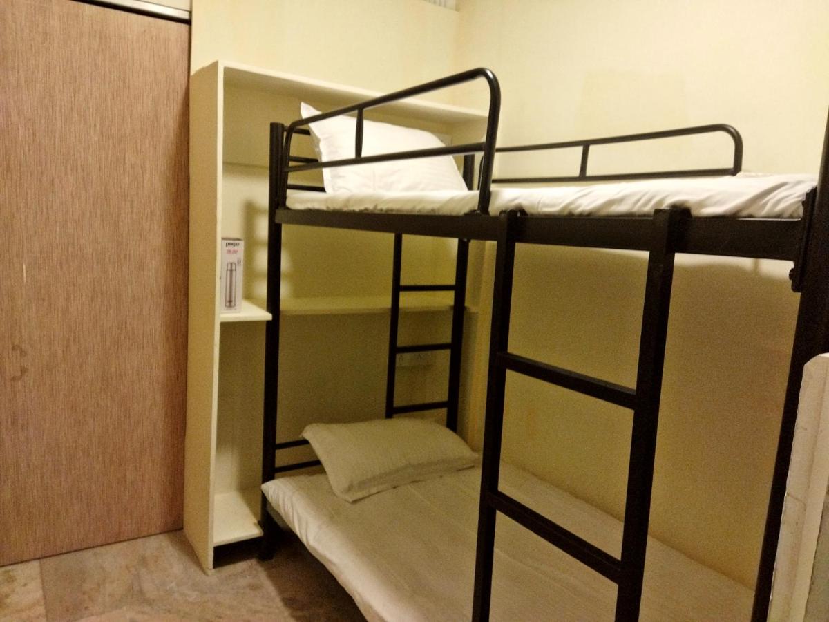 Vierpersoonskamer met Gedeelde Badkamer