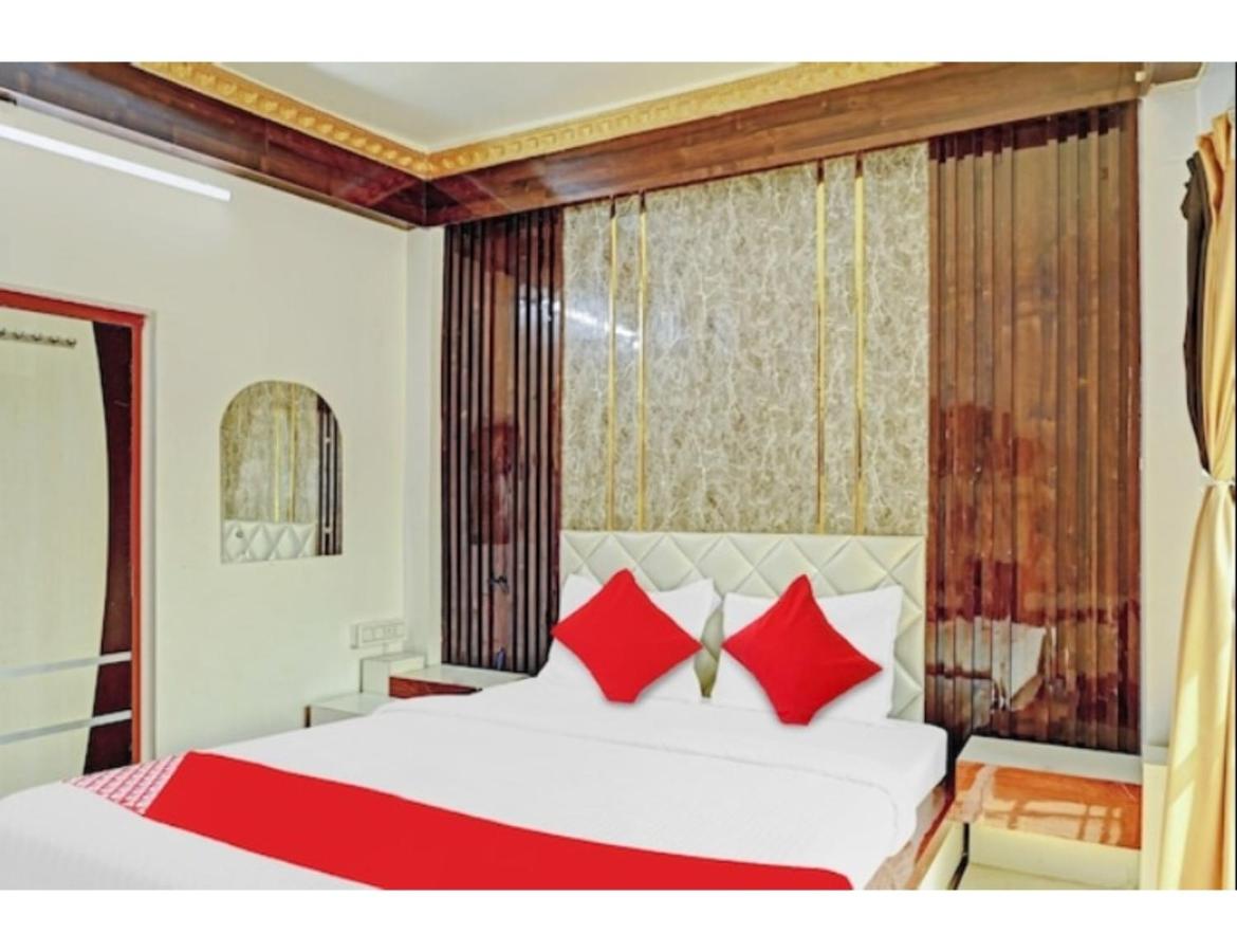 B&B Calcutta - Om Shanti Guest House, Kolkata - Bed and Breakfast Calcutta