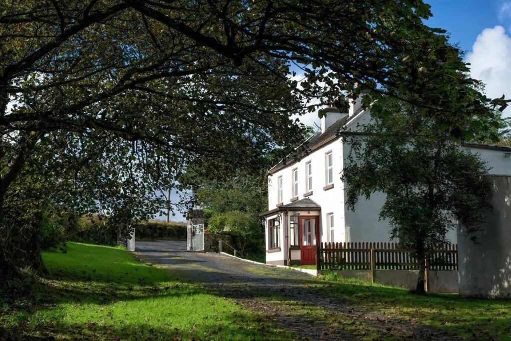 B&B Ballycastle - The Lodge at Heathfield House - Bed and Breakfast Ballycastle