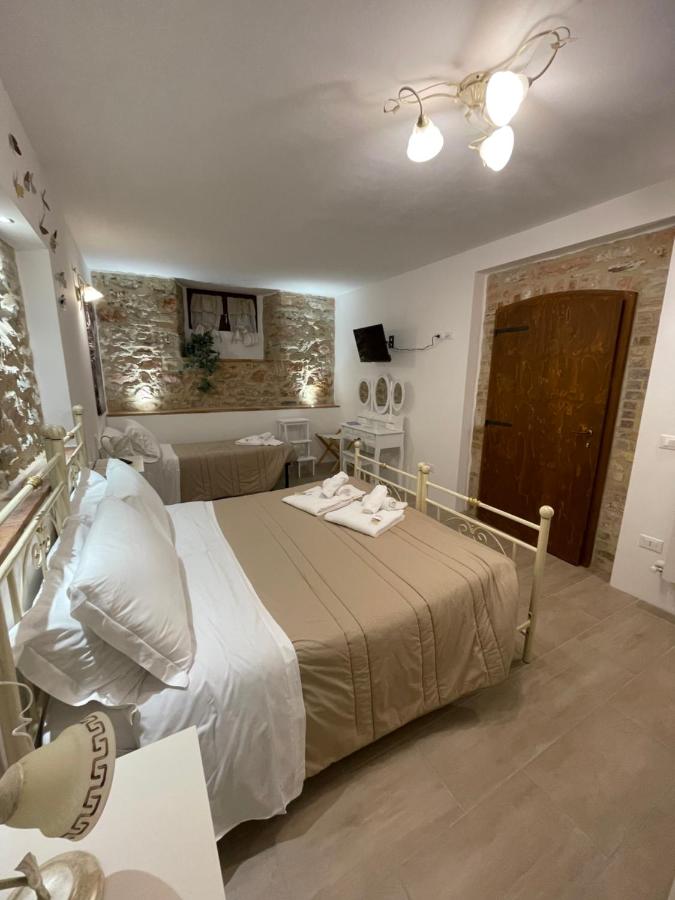 Dreibettzimmer mit eigenem Bad