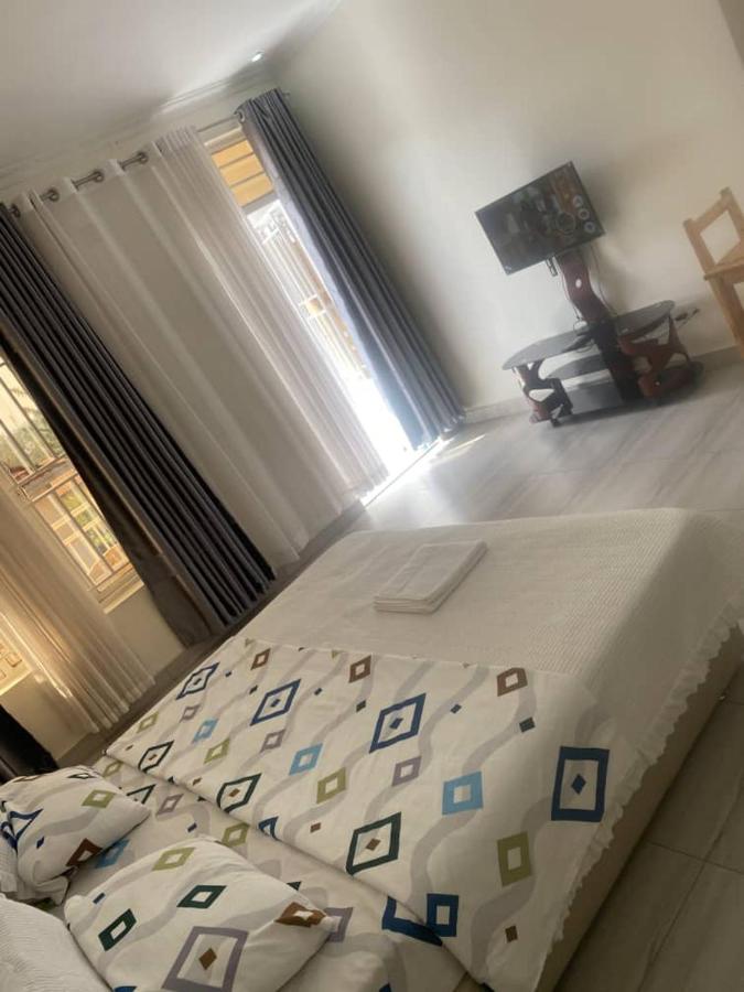 B&B Kigali - ADRIEL HOMES KIGALi - Bed and Breakfast Kigali