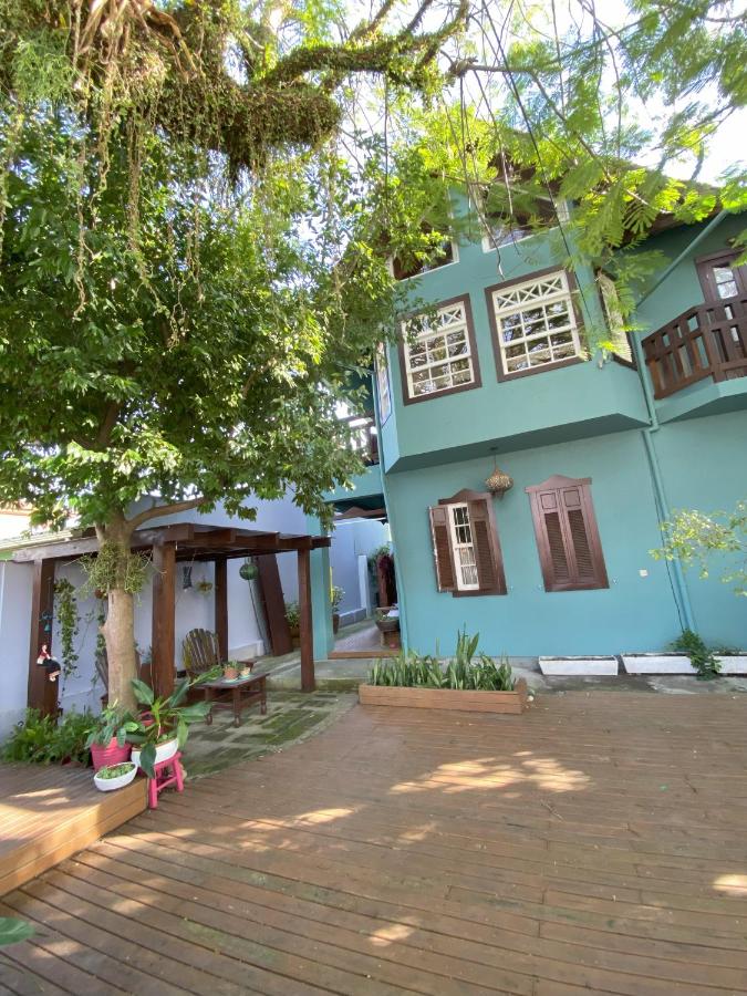Solar das Pétalas Guest House - Bed and Breakfast