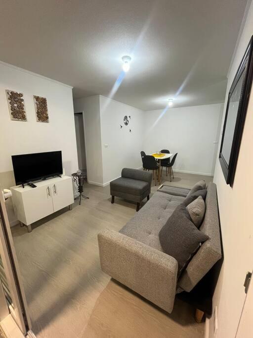 Hermoso departamento con 3 dormitorios y estacionamiento - B&B Port Montt