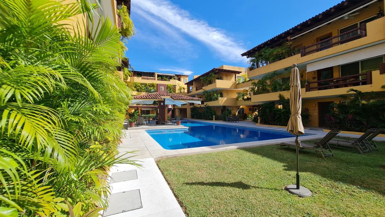 B&B Ixtapa-Zihuatanejo - Relaxing ground floor 2 bed 2 bath appartment with pool walking distance from beach - Bed and Breakfast Ixtapa-Zihuatanejo