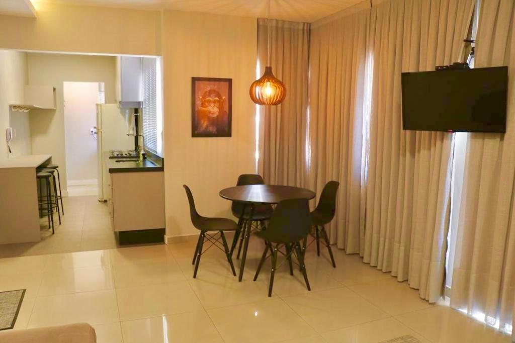 Lindo apto 2 quartos quadra mar - B&B