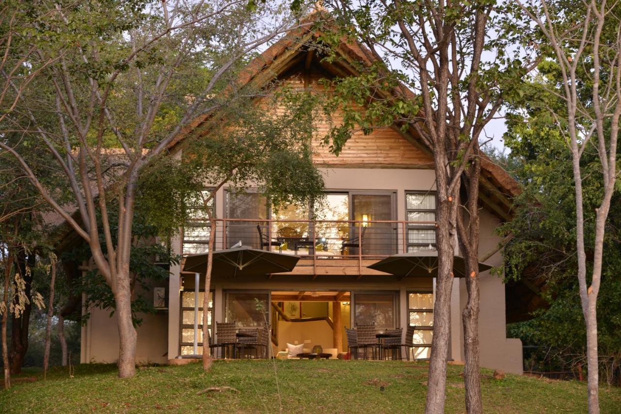 B&B Victoria Falls - Victoria Falls Safari Suites - Bed and Breakfast Victoria Falls