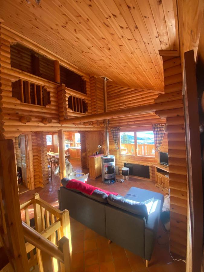 Chalet rondins vue splendide - B&B