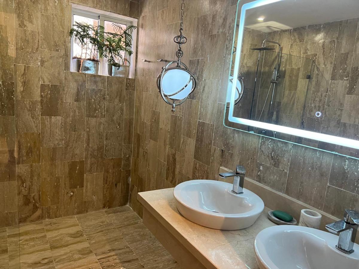 Suite, pool and beach - B&B Punta Cana