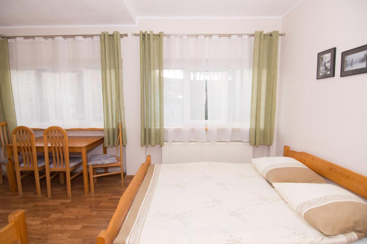 Willa Nova - Centrum - Chambres d’hôtes Szklarska Poręba