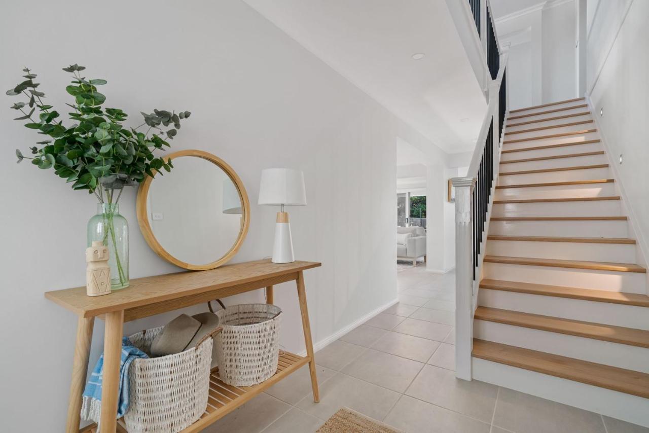 Beach Breeze Escape - The Entrance North - B&B