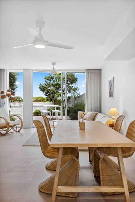 Juniper Designer Beachfront Semaphore - Chambres d’hôtes Port Adelaide