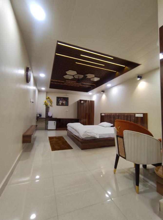 B&B Rishikesh - The Rampal's Ganga Panoramic - Bed and Breakfast Rishikesh