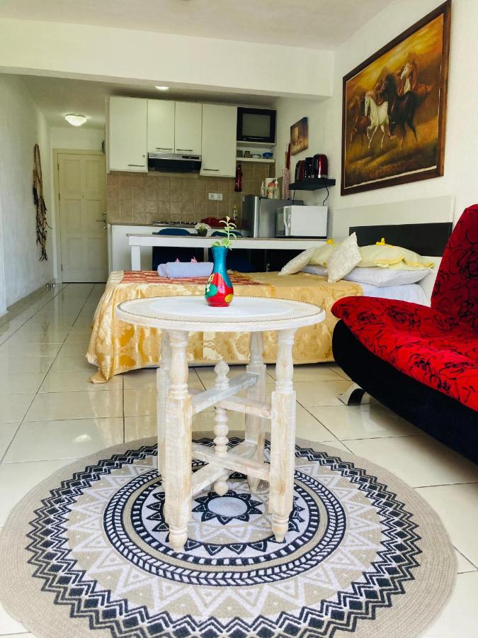 Regalia Apartments - B&B